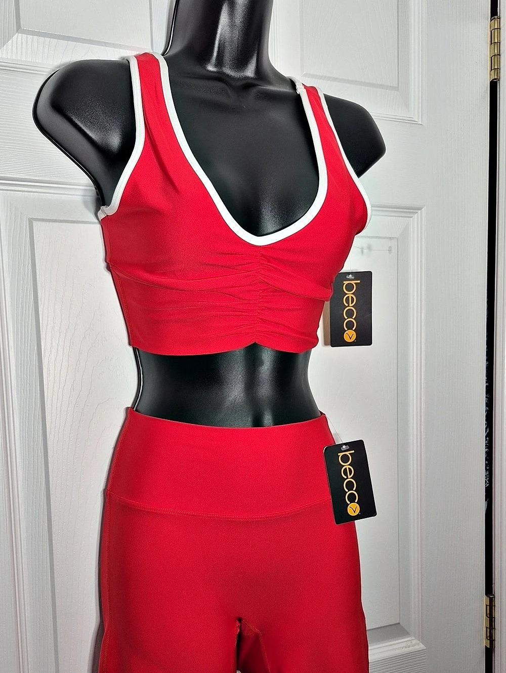 NWT Becco 2-Piece Activewear Set - Crop Top & Leggings/White - Size XS